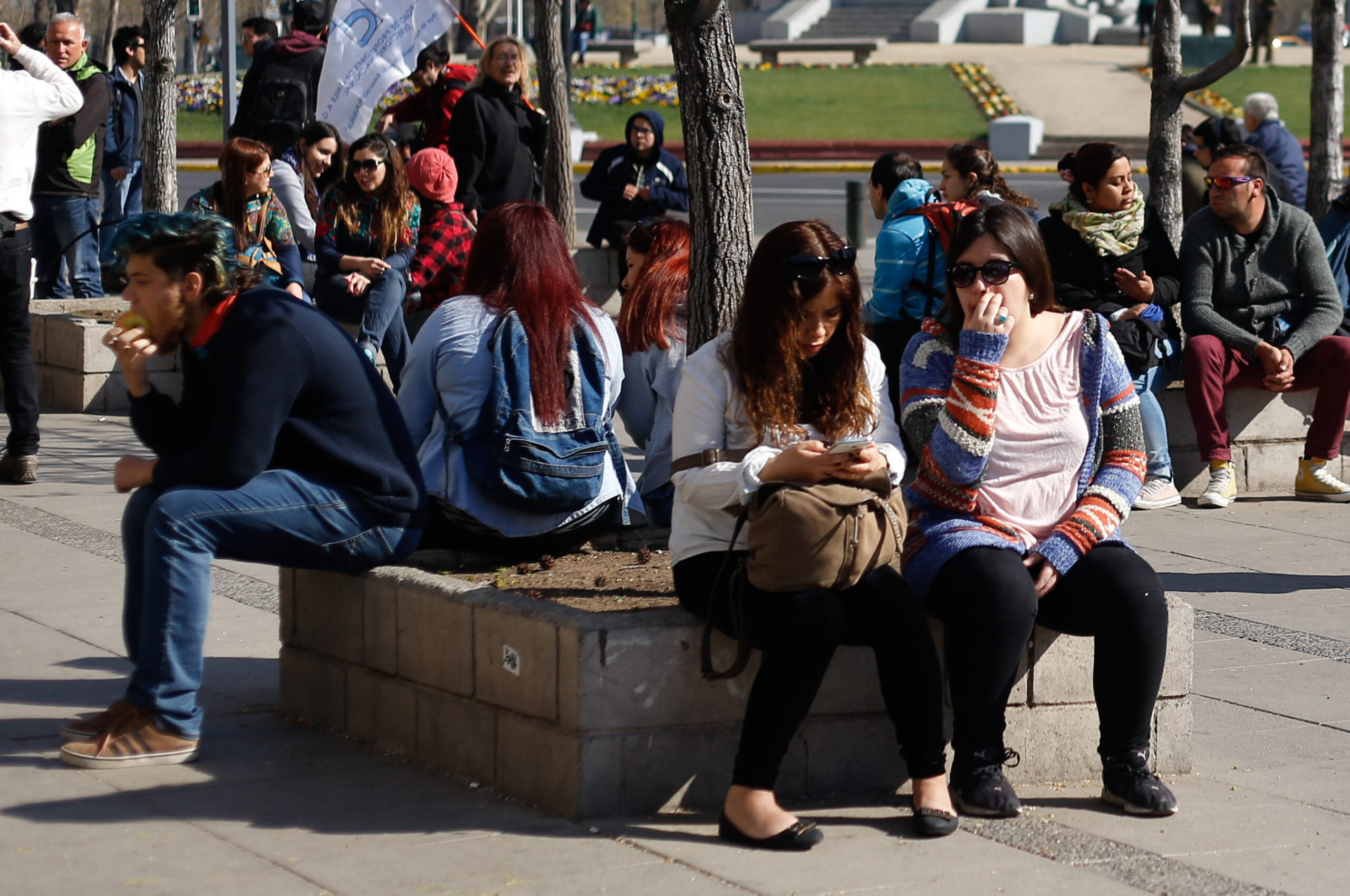 Encuestas Juventud: 59% apoya el matrimonio igualitario y 68% no tiene  posición política - El Dínamo