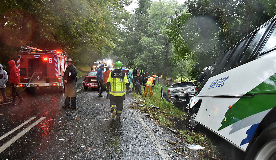 Revelan Identidades De Víctimas Del Accidente De Bus Repleto De Escolares