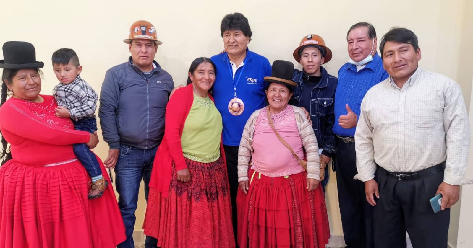 Evo Morales asume presidencia del MAS