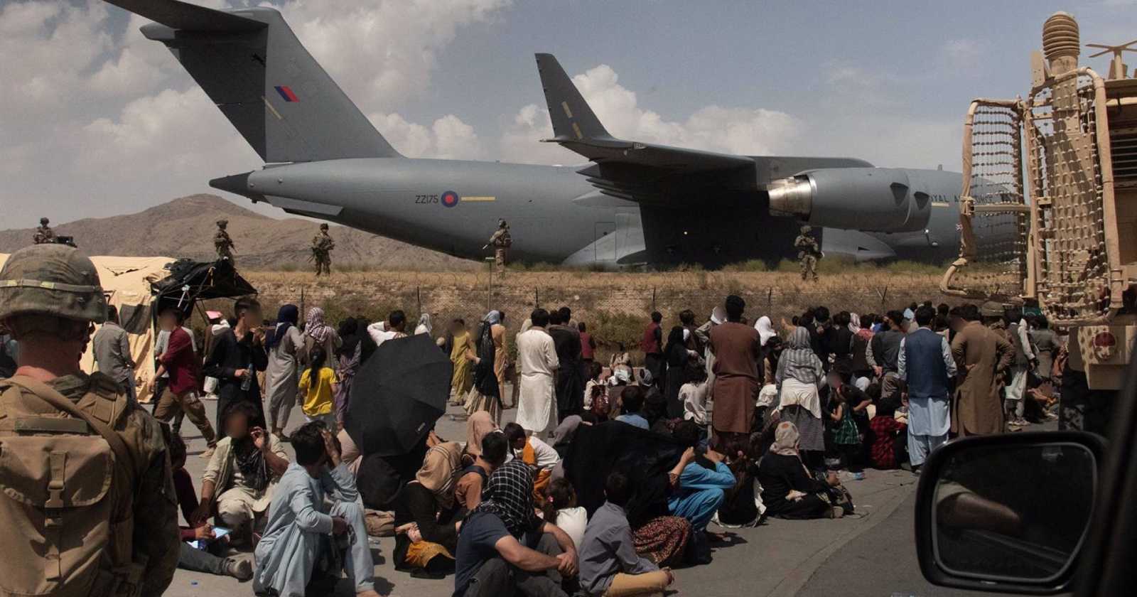 talibanes aeropuerto de Kabul