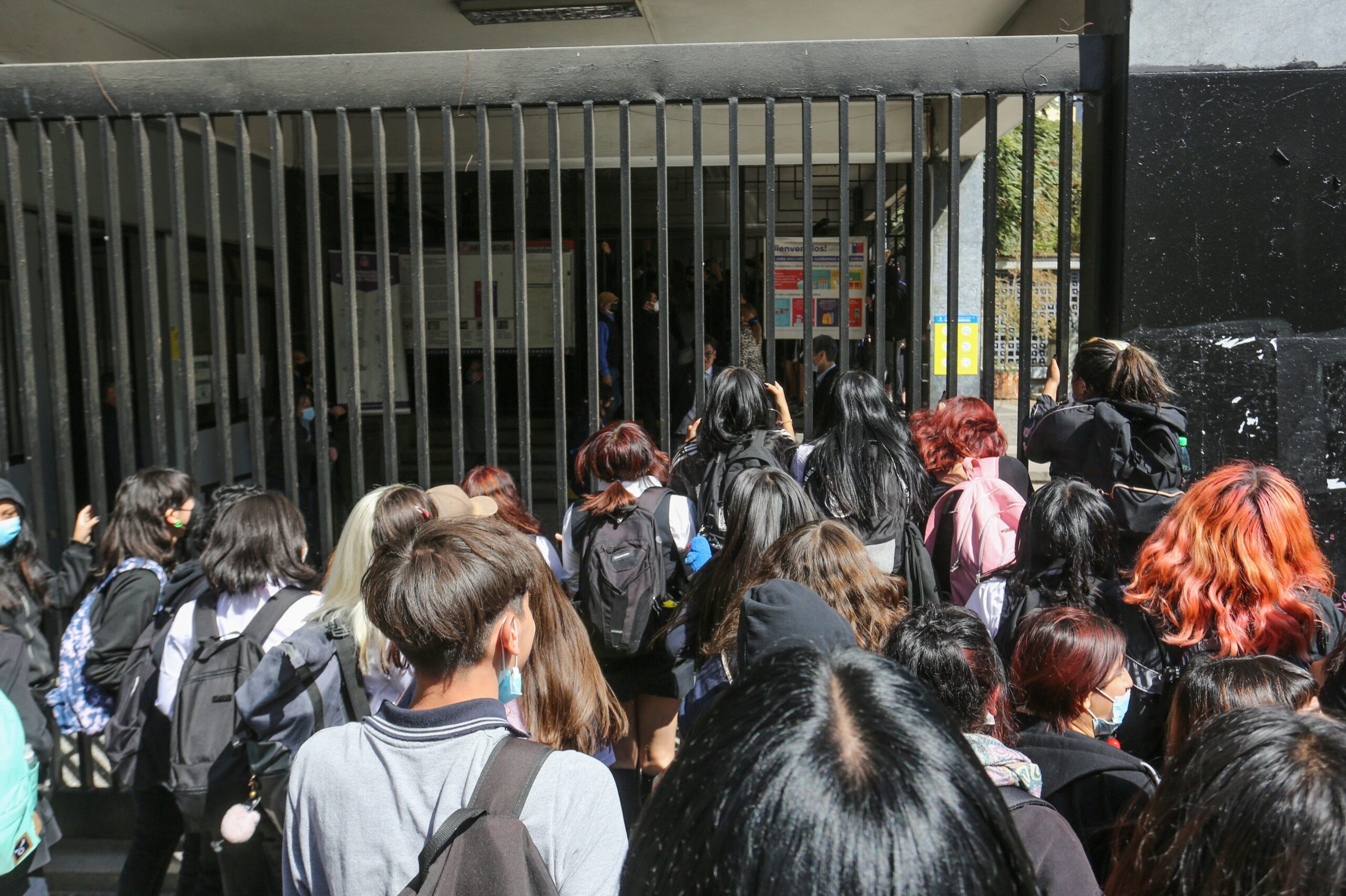 Alumnas Protestan En El Instituto Nacional Por Denuncias De Acoso El Dínamo 0874