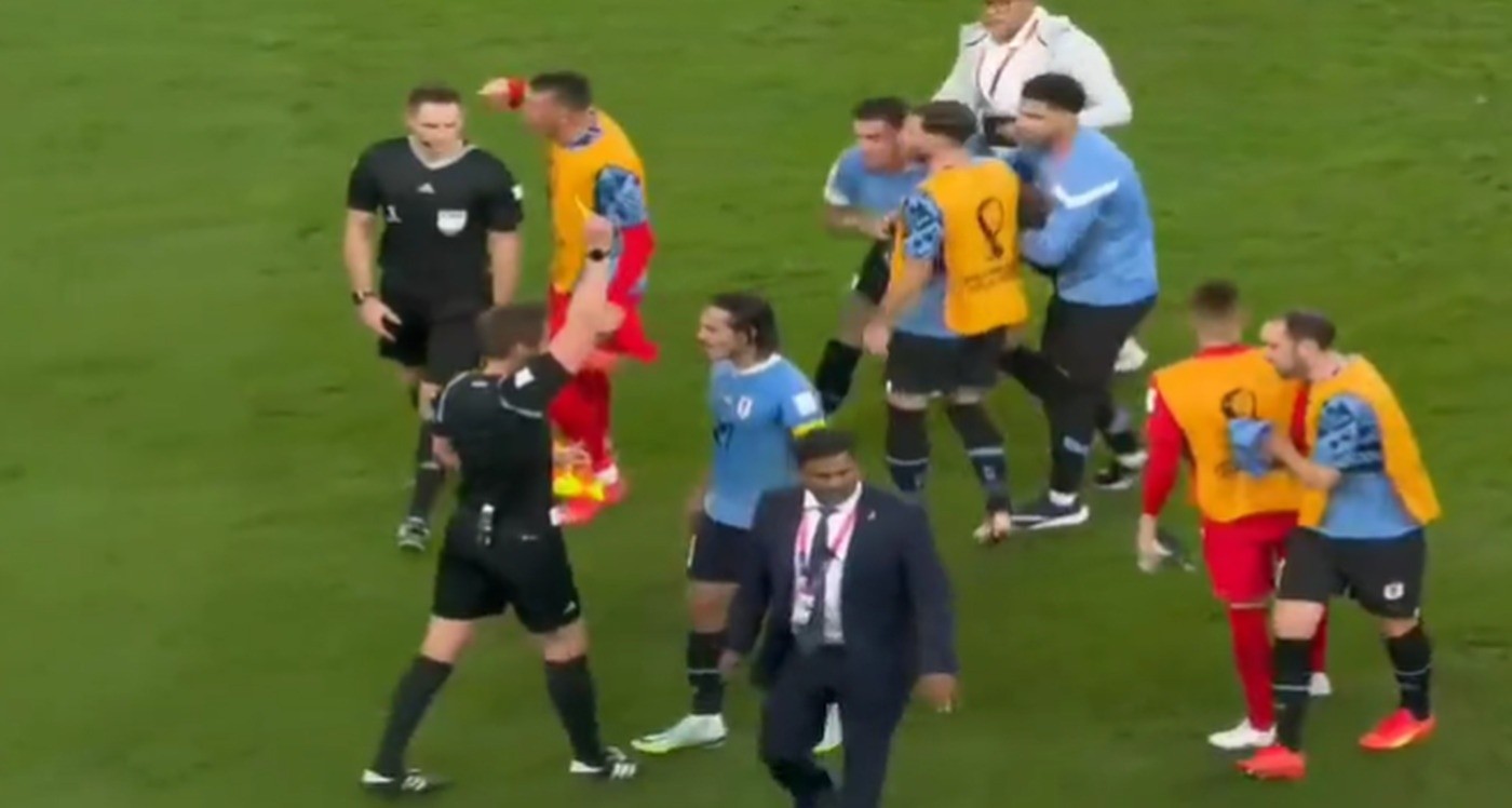 Quién es Daniel Siebert, el juez que no le cobró dos penales a Uruguay y  que podría no arbitrar más en el Mundial? - EL PAÍS Uruguay